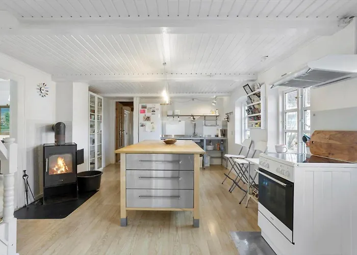 Ae228-aeroskobing-ll-risemarksvej-12 * Ærøskøbing